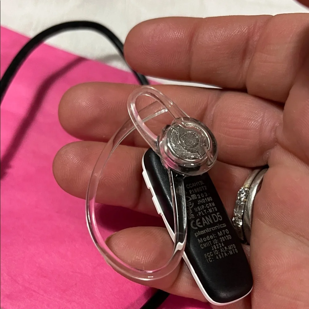 Black Bluetooth Earset with Clear Ear Hook and USB Charging Cable
